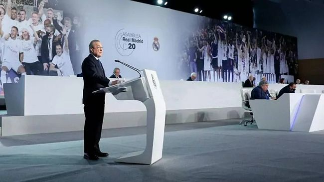 A：我想是陈道明前辈，我觉得他在表演上的精益求精和敬业的精神非常值得我学习。